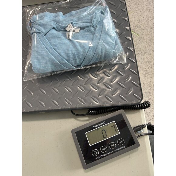 Jessica Simpson T Shirt Size Large V Neck Short Sleeve Viscose Blend Essential - Picture 7 of 9